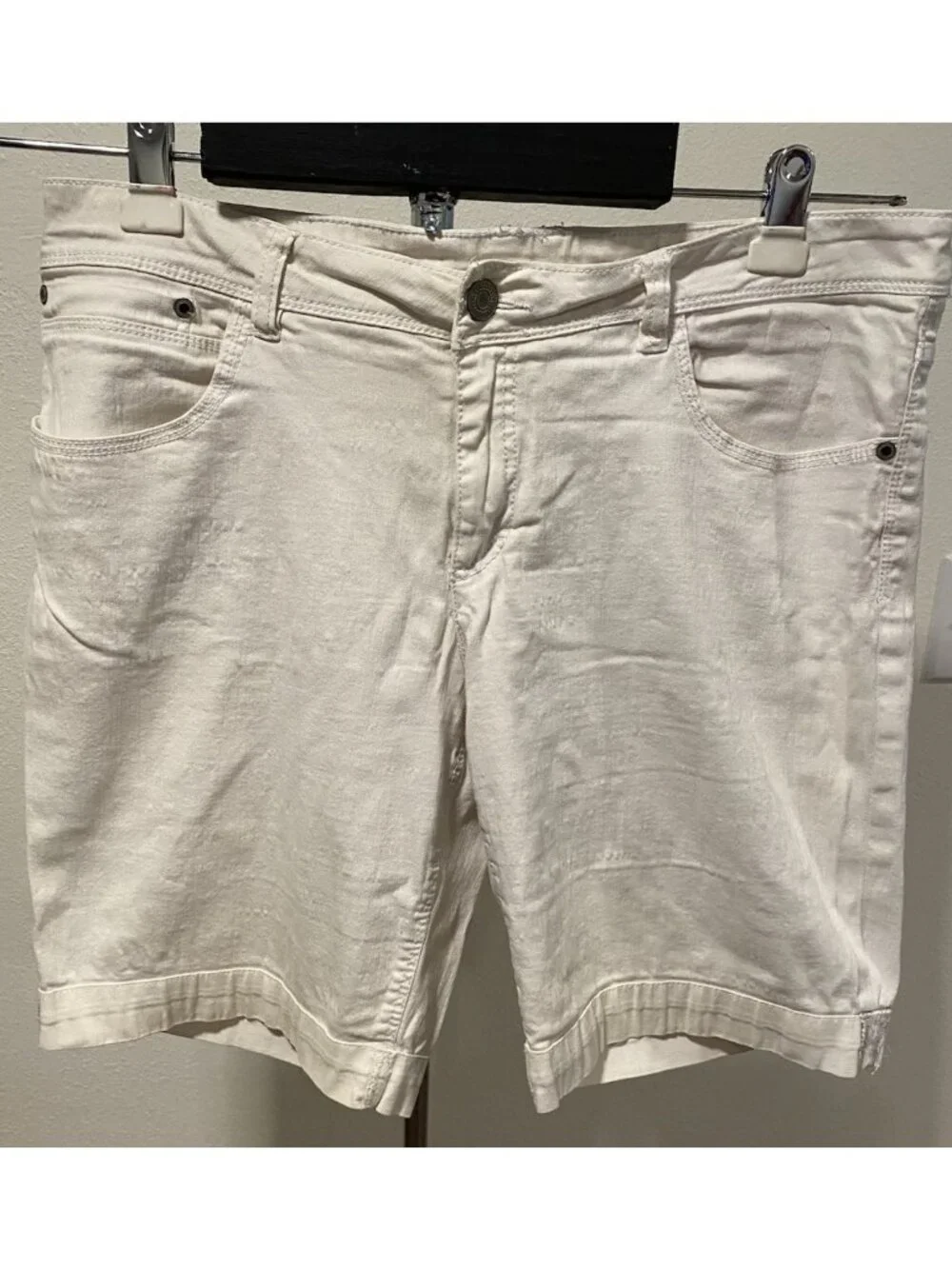 Faded Glory Womens Size 16 Shorts Stretch 40X10” Highrise Stretch